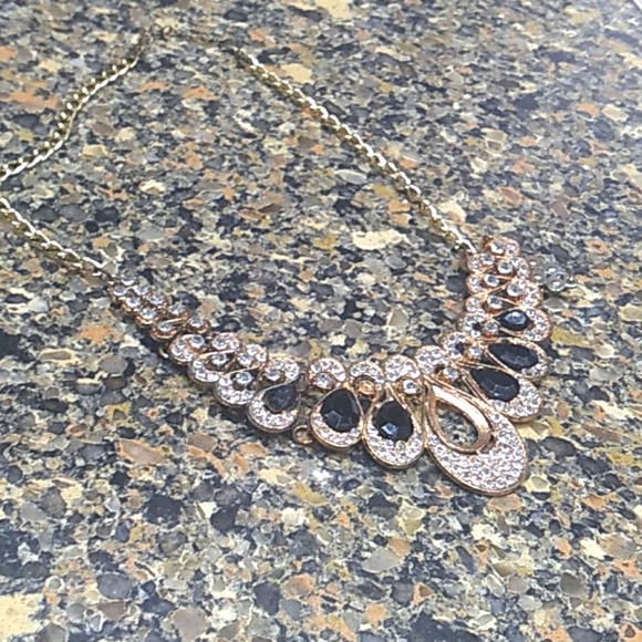 Necklace - Picture 1 of 1